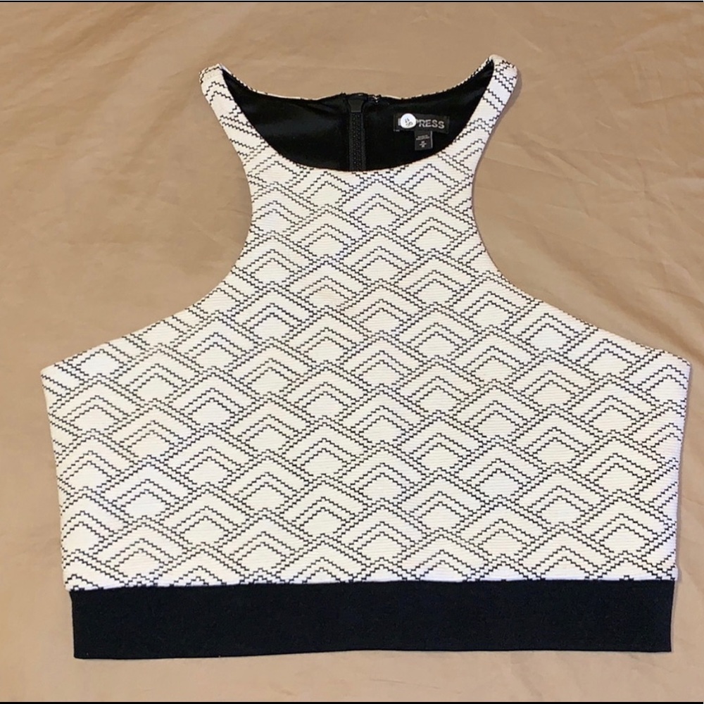 Women's Express Black & White Cold Shoulder Crop